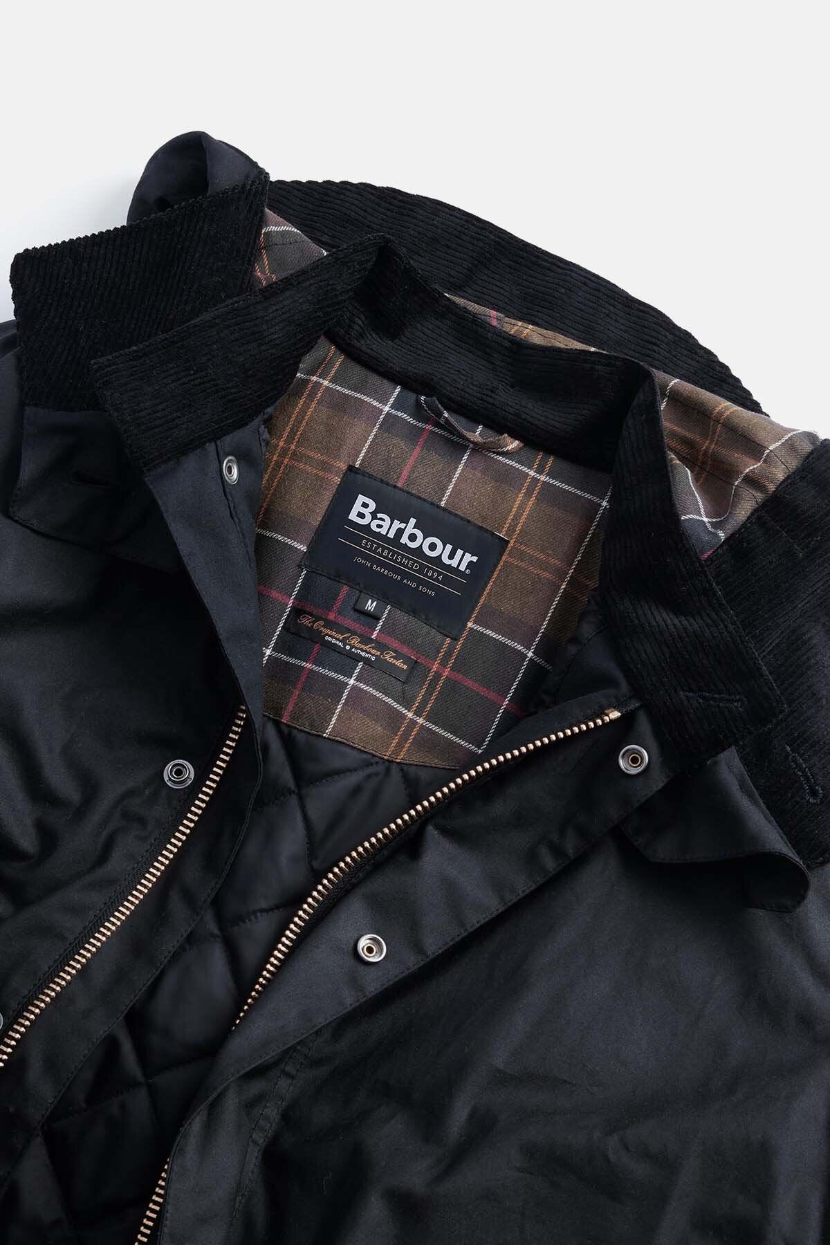 Kurzer gewachster Parka