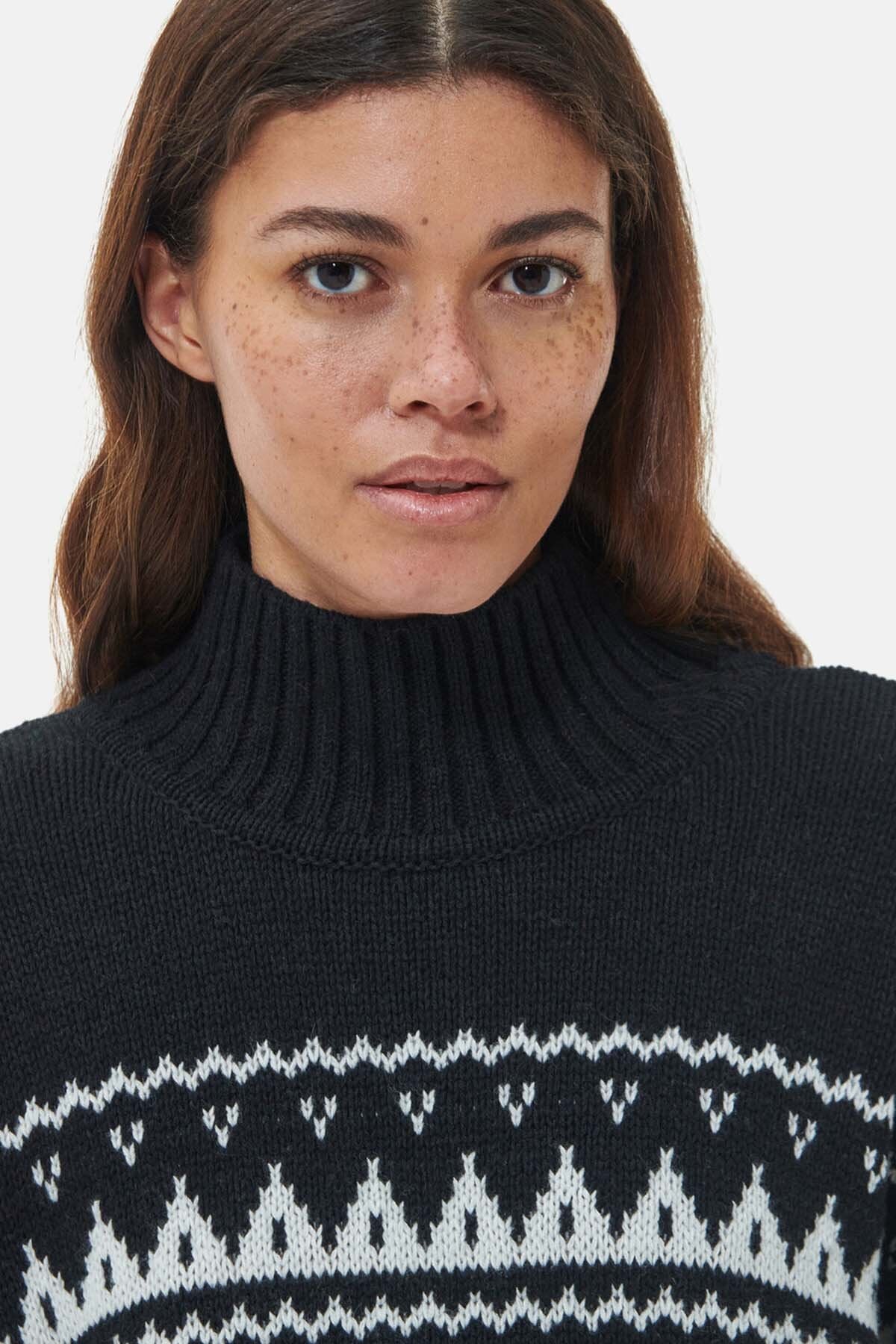 Pinienfarbener Strickpullover