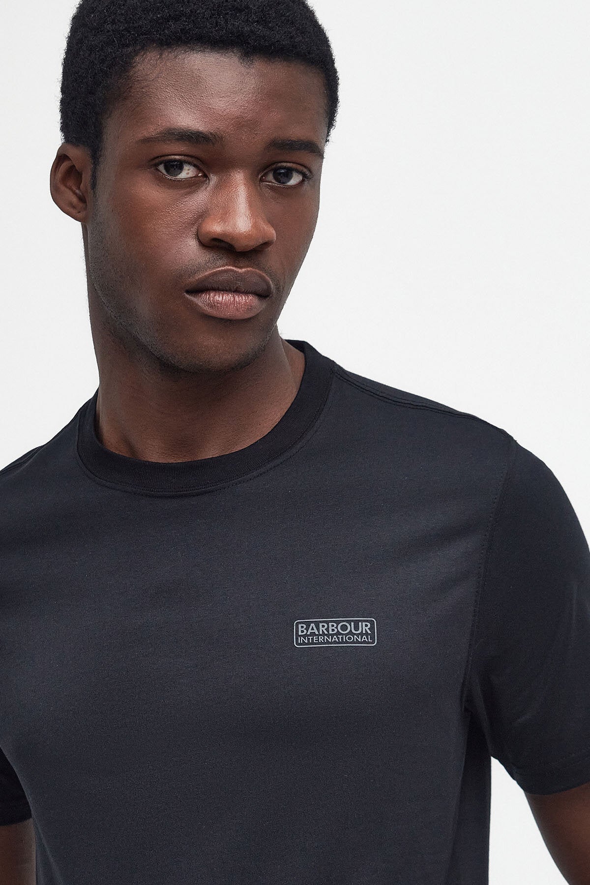 T-Shirt mit kleinem Logo