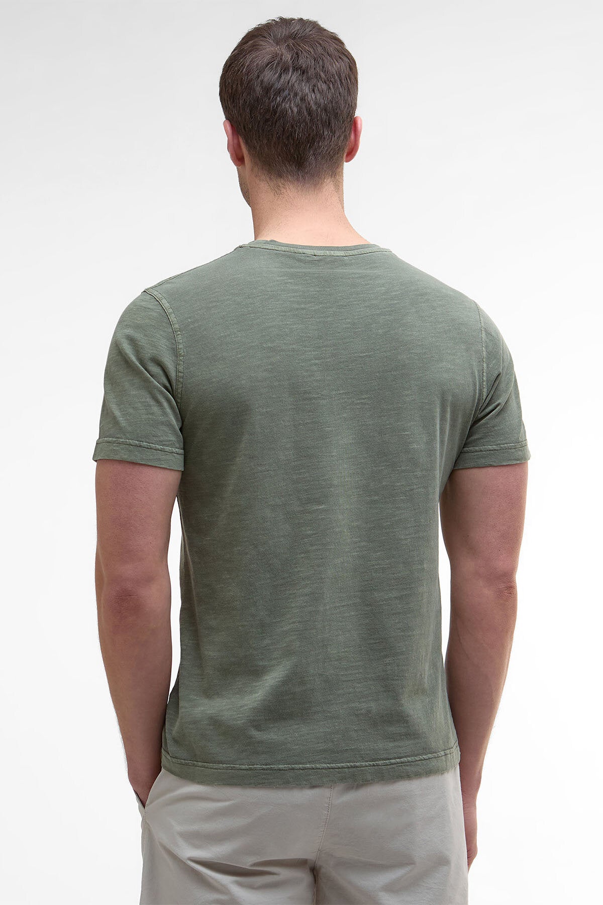 Pigmentgefärbtes T-Shirt mit Brusttasche