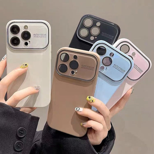 Große Hülle für iPhone mit schützender Kameralinse